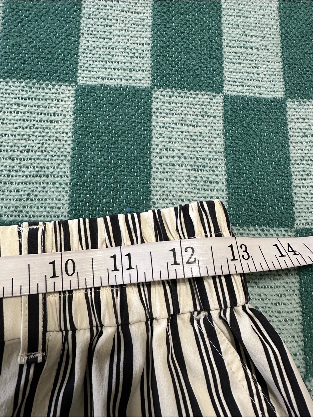 Wilson Carry Golf Shorts Womens Striped Stretch‎ Lightweight Size Small - Picture 8 of 10